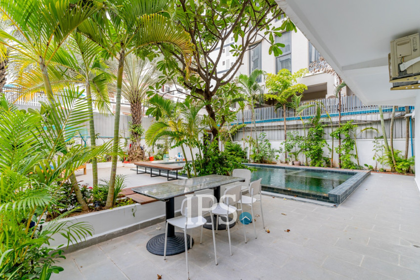 Renovated 4 Bedroom Apartment For Rent - Tonle Bassac, Phnom Penh