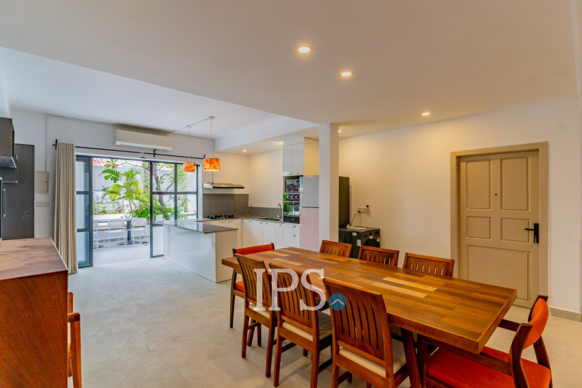 Renovated 4 Bedroom Apartment For Rent - Tonle Bassac, Phnom Penh