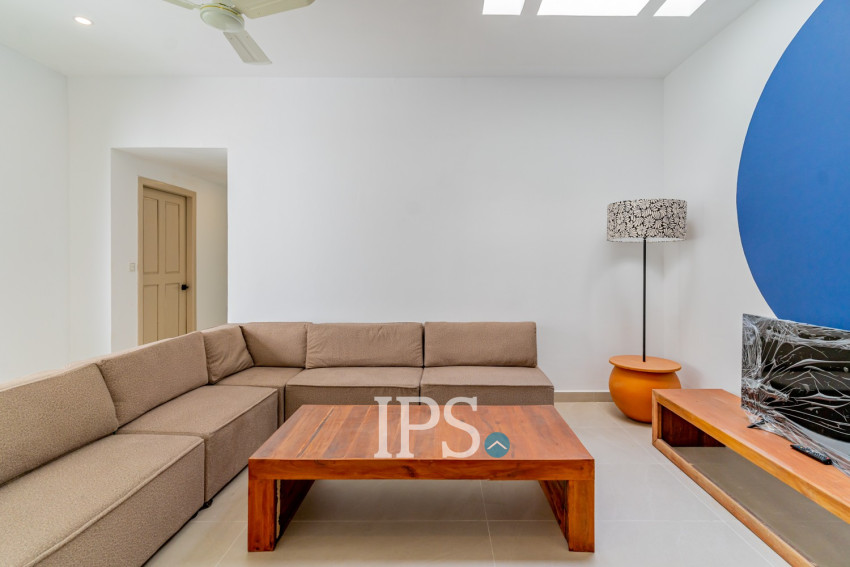 Renovated 4 Bedroom Apartment For Rent - Tonle Bassac, Phnom Penh