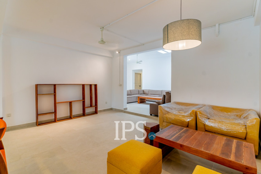 Renovated 4 Bedroom Apartment For Rent - Tonle Bassac, Phnom Penh