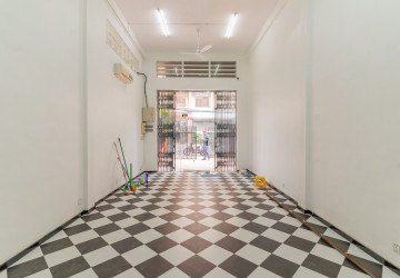 84 Sqm Shophouse For Rent - BKK1, Phnom Penh thumbnail
