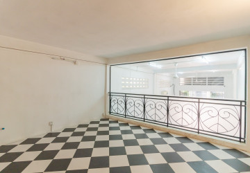 84 Sqm Shophouse For Rent - BKK1, Phnom Penh thumbnail