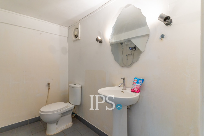 84 Sqm Shophouse For Rent - BKK1, Phnom Penh