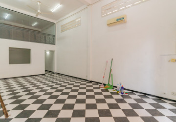 84 Sqm Shophouse For Rent - BKK1, Phnom Penh thumbnail