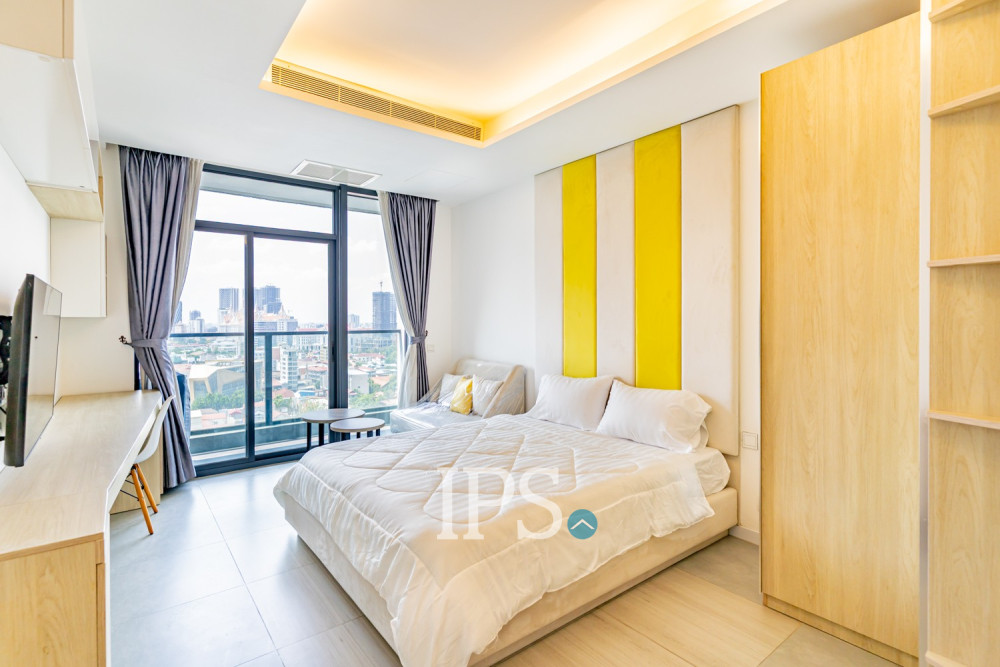 39 Sqm Studio Condo For Rent - The Penthouse, Tonle Bassac, Phnom Penh - Image 6