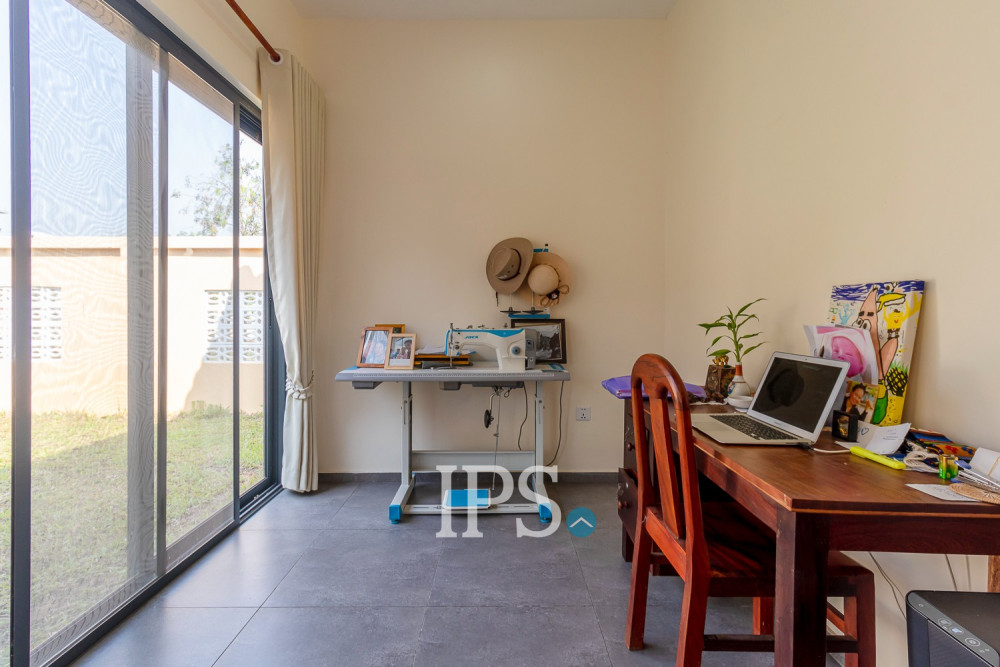 3 Bedroom House For Sale - Svay Dangkum, Siem Reap - Image 18