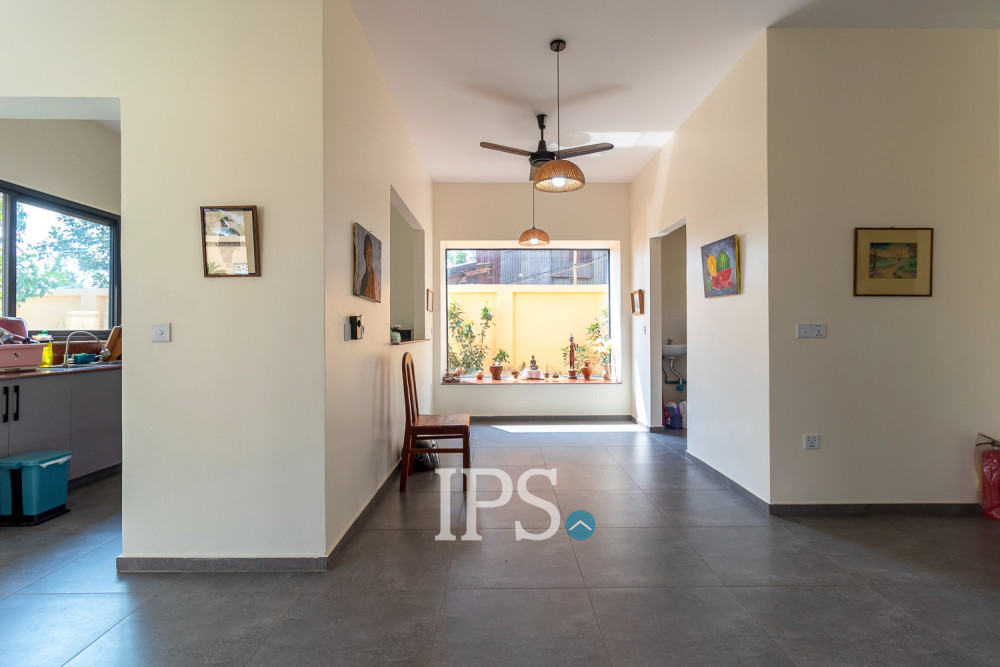 3 Bedroom House For Sale - Svay Dangkum, Siem Reap - Image 6