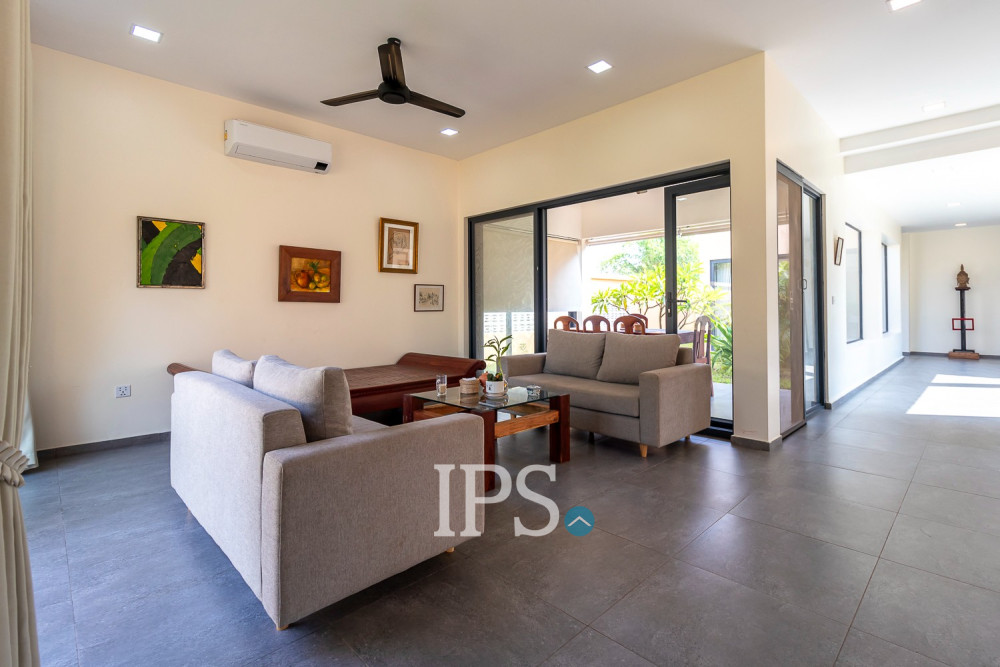 3 Bedroom House For Sale - Svay Dangkum, Siem Reap - Image 4