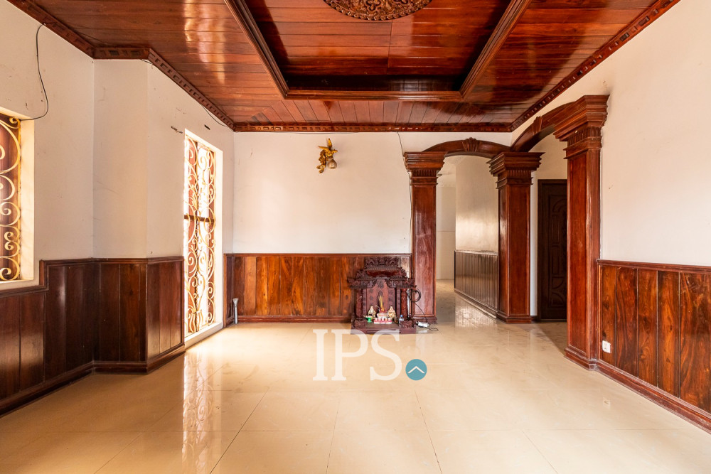 4 Bedroom House For Rent - Sangkat Siem Reap, Siem Reap - Image 3
