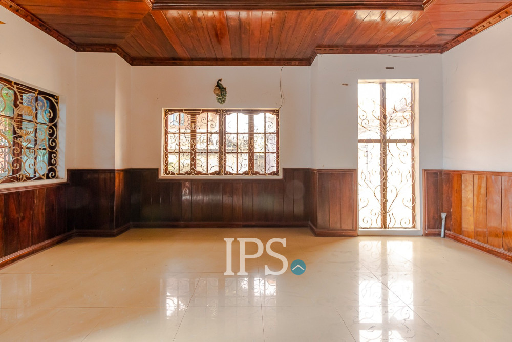 4 Bedroom House For Rent - Sangkat Siem Reap, Siem Reap - Image 4