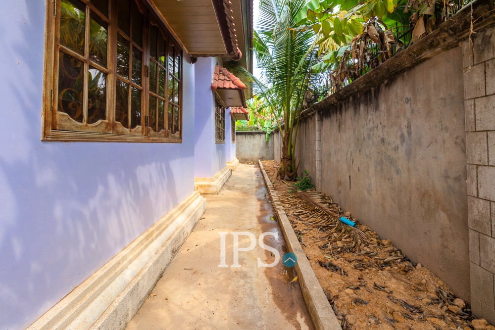 4 Bedroom House For Rent - Sangkat Siem Reap, Siem Reap - Image 24
