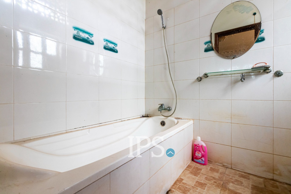 4 Bedroom House For Rent - Sangkat Siem Reap, Siem Reap - Image 21