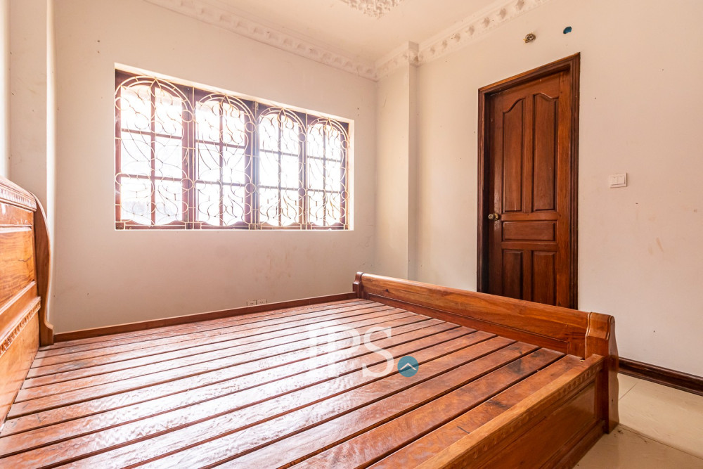 4 Bedroom House For Rent - Sangkat Siem Reap, Siem Reap - Image 16