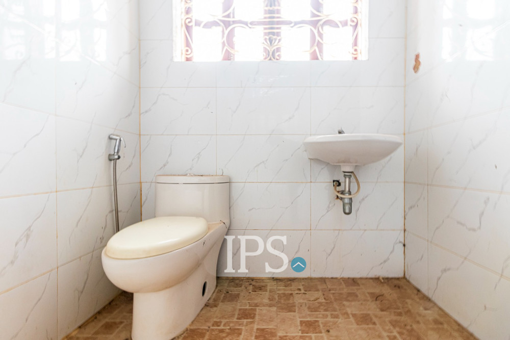 4 Bedroom House For Rent - Sangkat Siem Reap, Siem Reap - Image 22