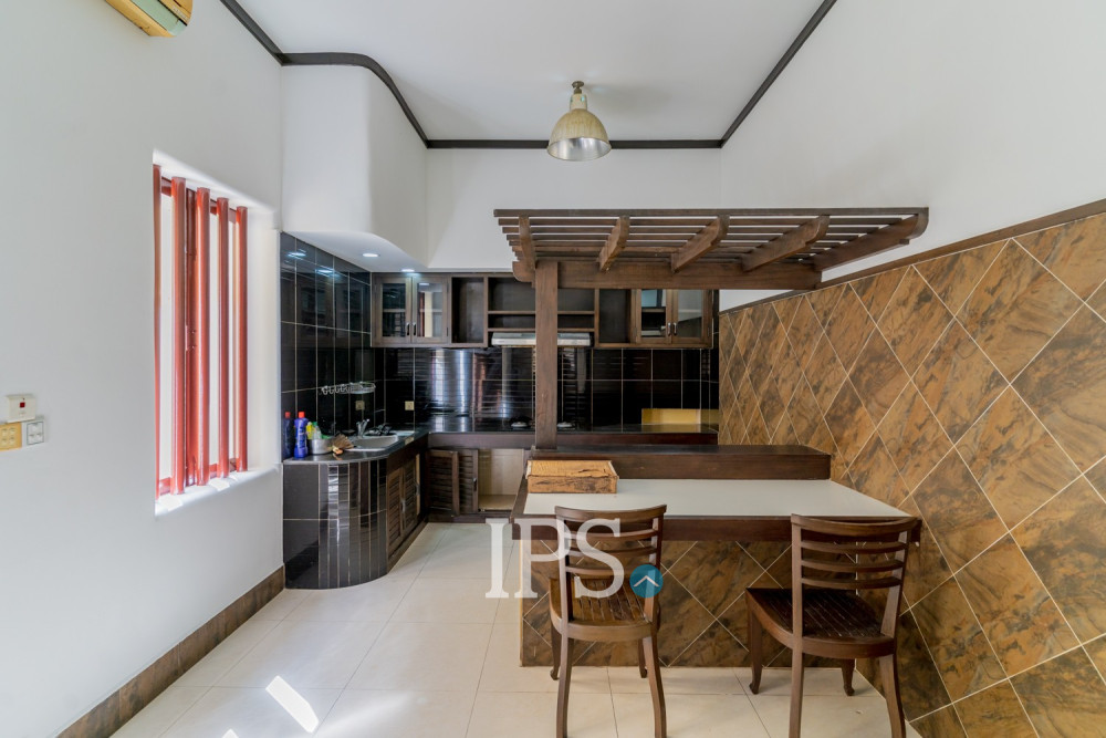5 Bedroom Villa For Sale - Boeung Kak 1, Phnom Penh - Image 14