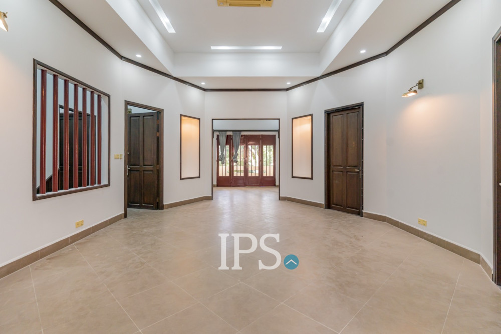 5 Bedroom Villa For Sale - Boeung Kak 1, Phnom Penh - Image 26