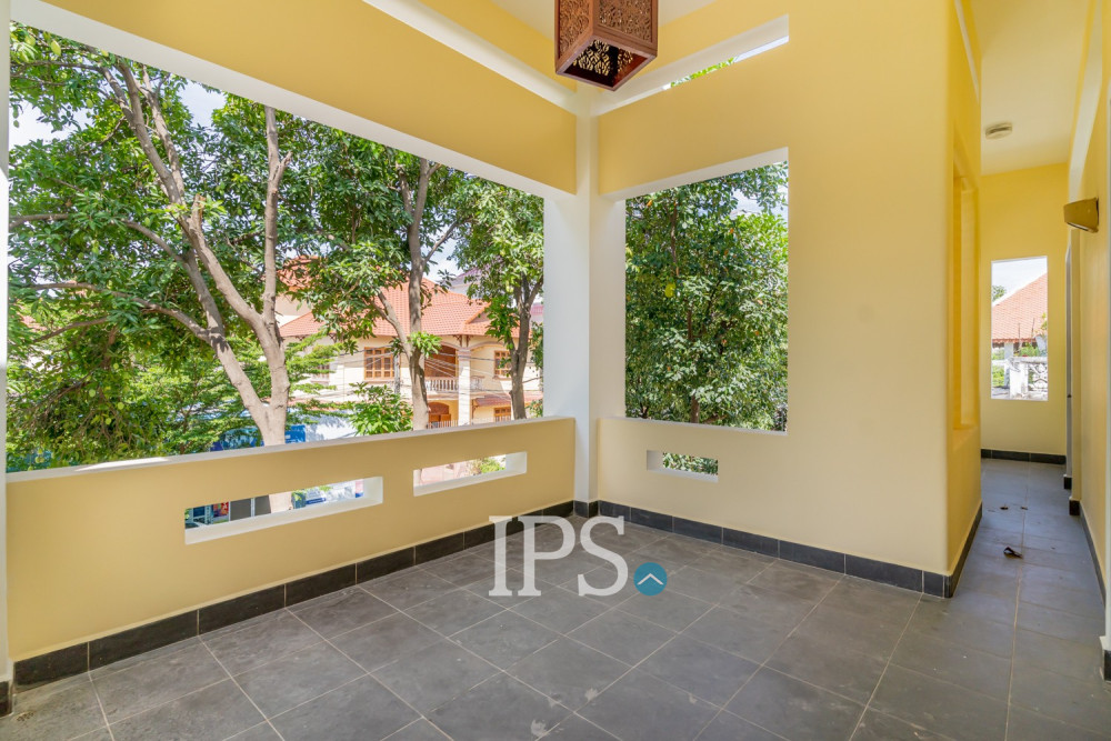 5 Bedroom Villa For Sale - Boeung Kak 1, Phnom Penh - Image 49