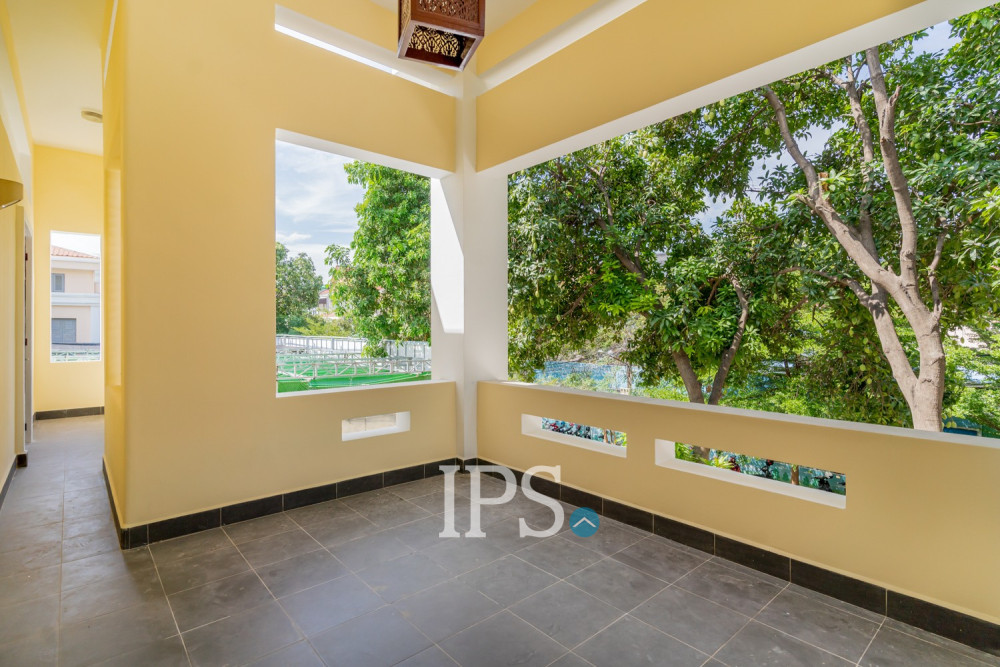 5 Bedroom Villa For Sale - Boeung Kak 1, Phnom Penh - Image 50