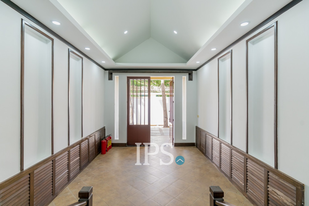 5 Bedroom Villa For Sale - Boeung Kak 1, Phnom Penh - Image 10