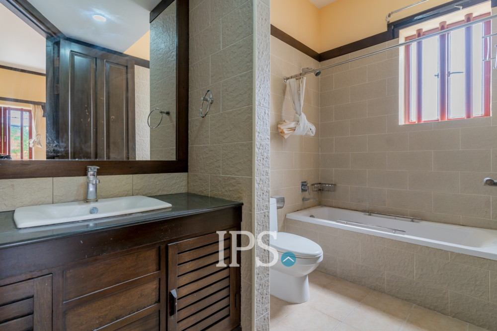 5 Bedroom Villa For Sale - Boeung Kak 1, Phnom Penh - Image 38