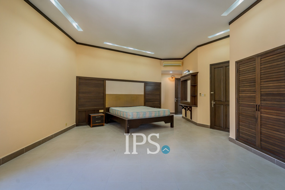 5 Bedroom Villa For Sale - Boeung Kak 1, Phnom Penh - Image 34