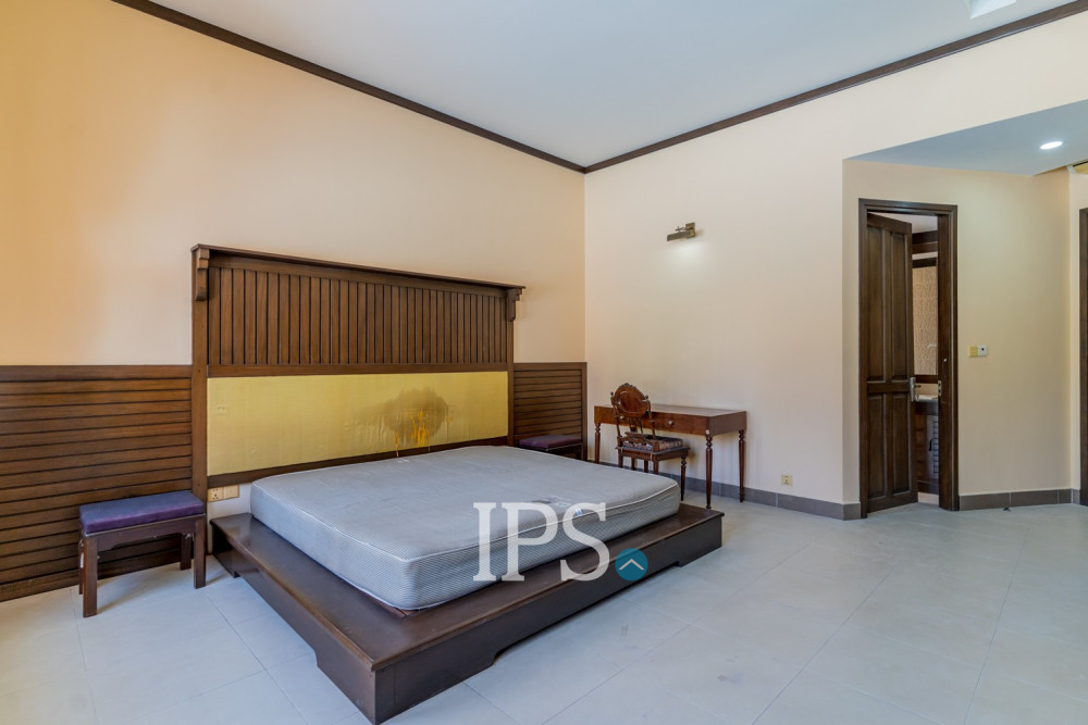 5 Bedroom Villa For Sale - Boeung Kak 1, Phnom Penh - Image 32