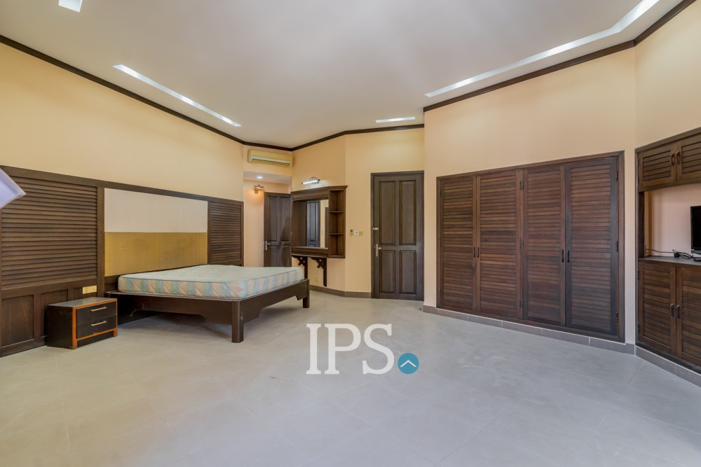 5 Bedroom Villa For Sale - Boeung Kak 1, Phnom Penh - Image 35