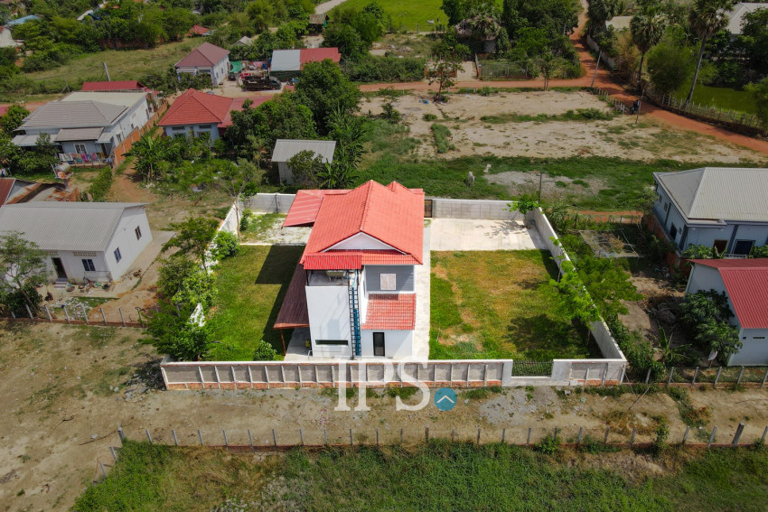 2 Bedroom House For Sale - Svay Dangkum, Siem Reap