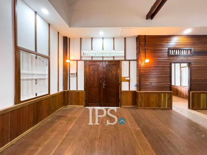 2 Bedroom House For Sale - Svay Dangkum, Siem Reap
