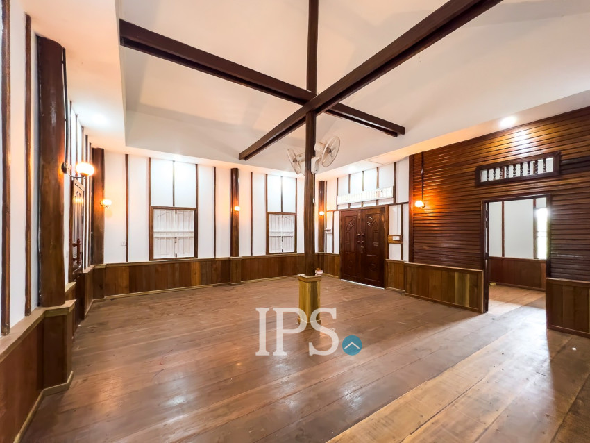 2 Bedroom House For Sale - Svay Dangkum, Siem Reap