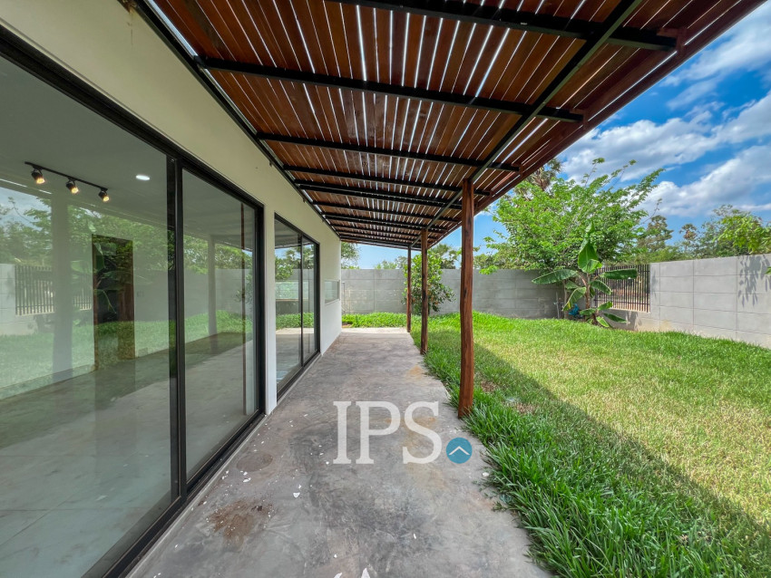 2 Bedroom House For Sale - Svay Dangkum, Siem Reap