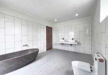2 Bedroom House For Sale - Svay Dangkum, Siem Reap thumbnail