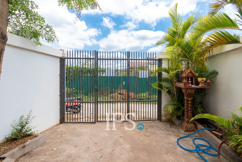 1 Bedroom House For Rent - Svay Dangkum, Siem Reap - Image 15