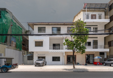 14 Bedroom Commercial Villa For Rent - BKK3 , Phnom Penh thumbnail