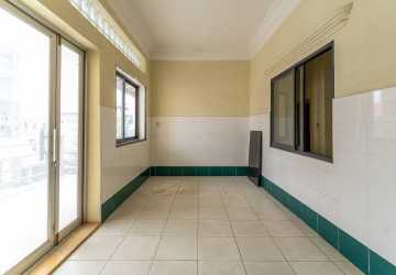 14 Bedroom Commercial Villa For Rent - BKK3 , Phnom Penh thumbnail