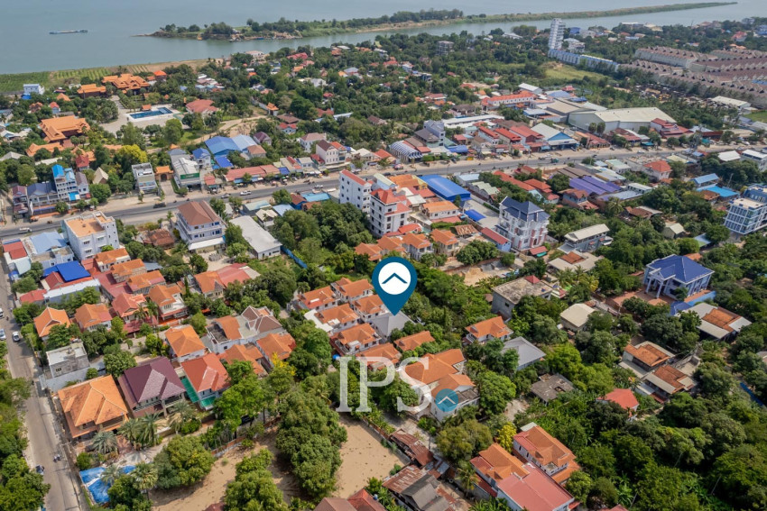 5 Bedroom Villa For Sale - Preaek Aeng, Khan Chbar Ampov, Phnom Penh