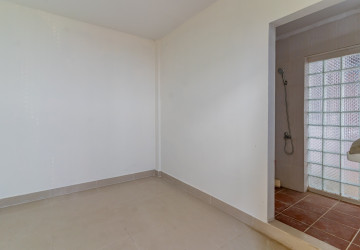 5 Bedroom Villa For Sale - Preaek Aeng, Khan Chbar Ampov, Phnom Penh thumbnail