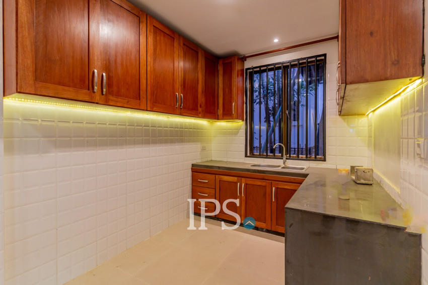 5 Bedroom Villa For Sale - Preaek Aeng, Khan Chbar Ampov, Phnom Penh