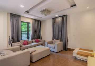 5 Bedroom Villa For Sale - Preaek Aeng, Khan Chbar Ampov, Phnom Penh thumbnail