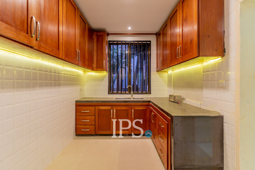 5 Bedroom Villa For Sale - Preaek Aeng, Khan Chbar Ampov, Phnom Penh