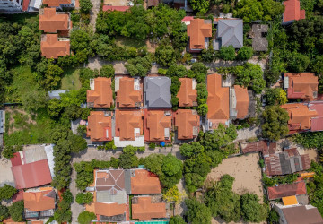 5 Bedroom Villa For Sale - Preaek Aeng, Khan Chbar Ampov, Phnom Penh thumbnail