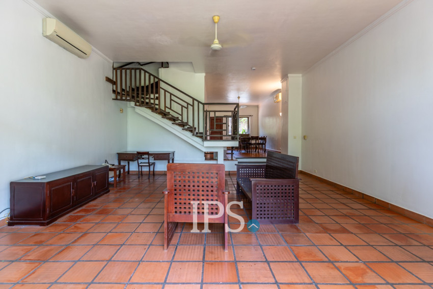 6 Bedroom Serviced Townhouse For Rent - Tonle Bassac, Phnom Penh