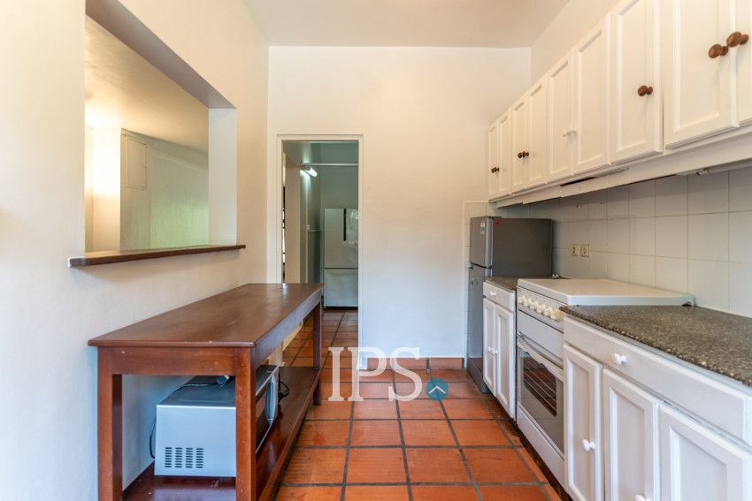 6 Bedroom Serviced Townhouse For Rent - Tonle Bassac, Phnom Penh