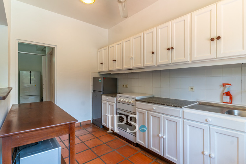 6 Bedroom Serviced Townhouse For Rent - Tonle Bassac, Phnom Penh