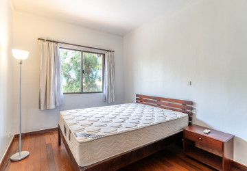 6 Bedroom Serviced Townhouse For Rent - Tonle Bassac, Phnom Penh thumbnail