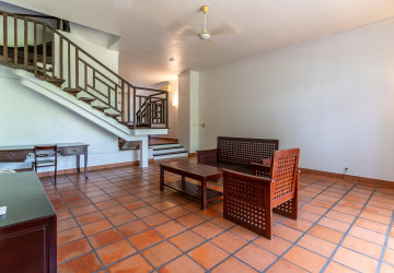 6 Bedroom Serviced Townhouse For Rent - Tonle Bassac, Phnom Penh thumbnail