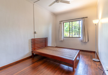 6 Bedroom Serviced Townhouse For Rent - Tonle Bassac, Phnom Penh thumbnail