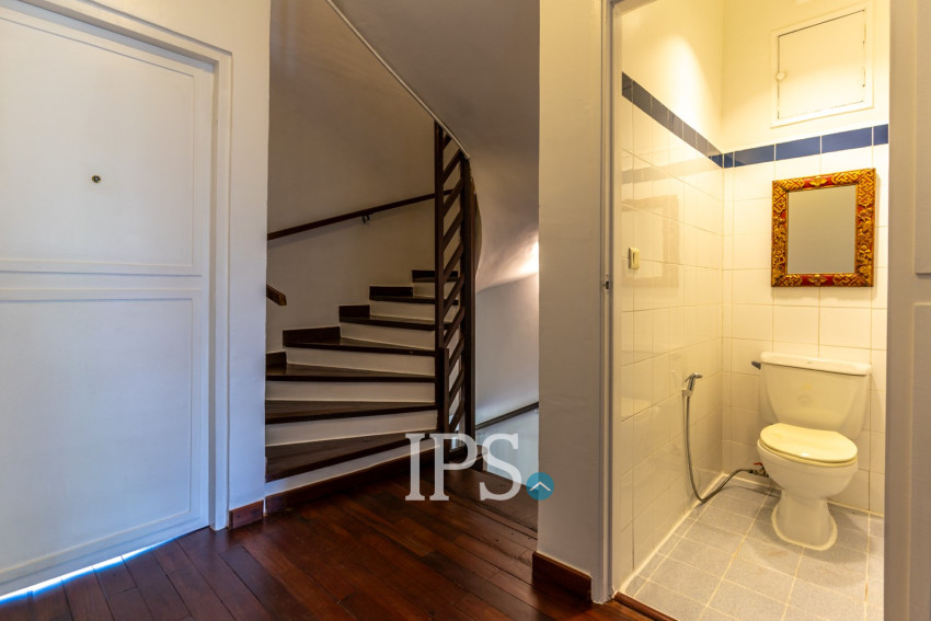 6 Bedroom Serviced Townhouse For Rent - Tonle Bassac, Phnom Penh