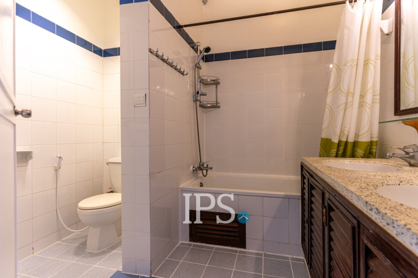 6 Bedroom Serviced Townhouse For Rent - Tonle Bassac, Phnom Penh
