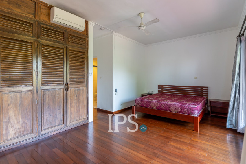 6 Bedroom Serviced Townhouse For Rent - Tonle Bassac, Phnom Penh